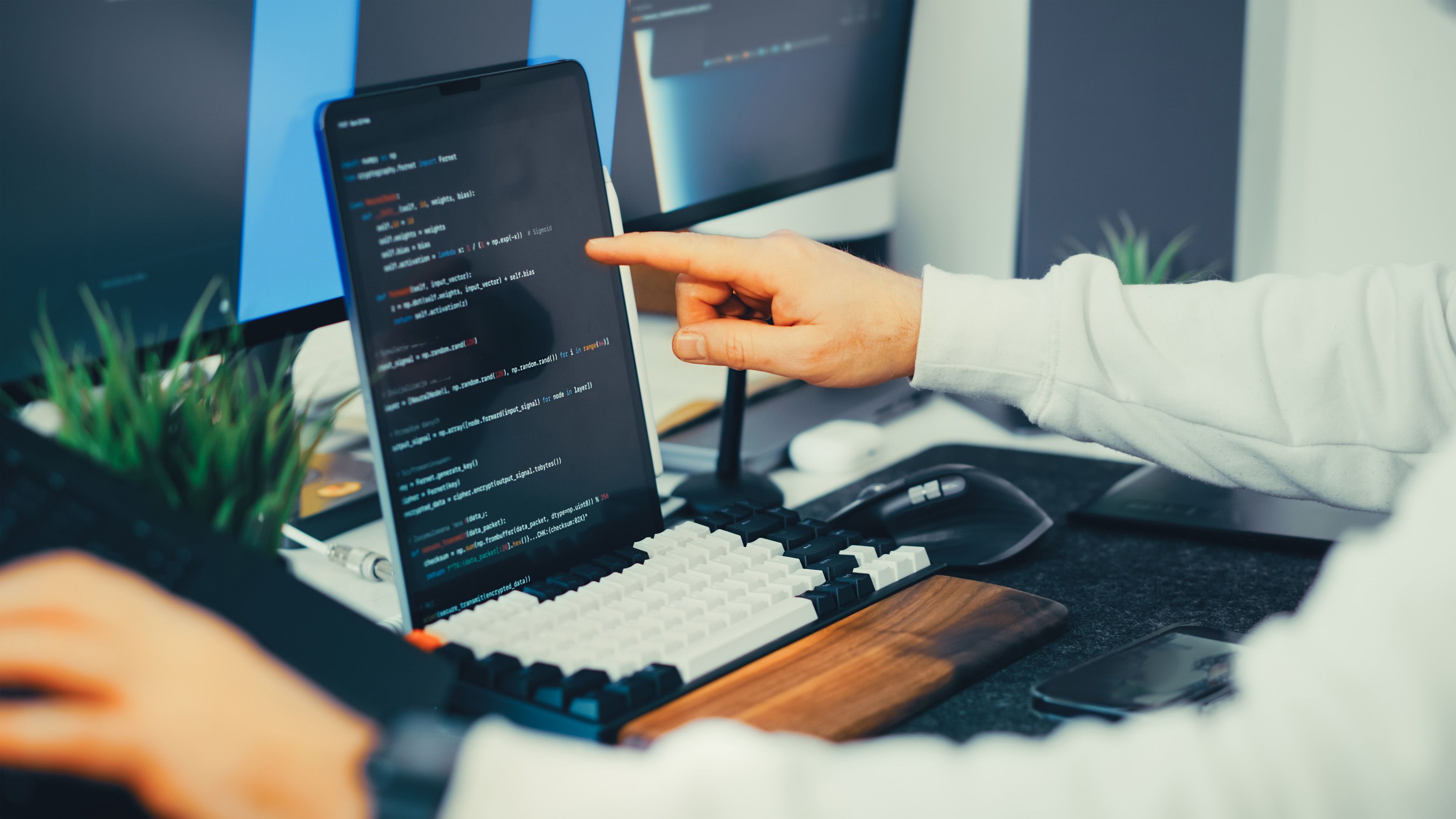 Fake Bug Report Hijacks AI Coding Agents in Agentjacking Attack