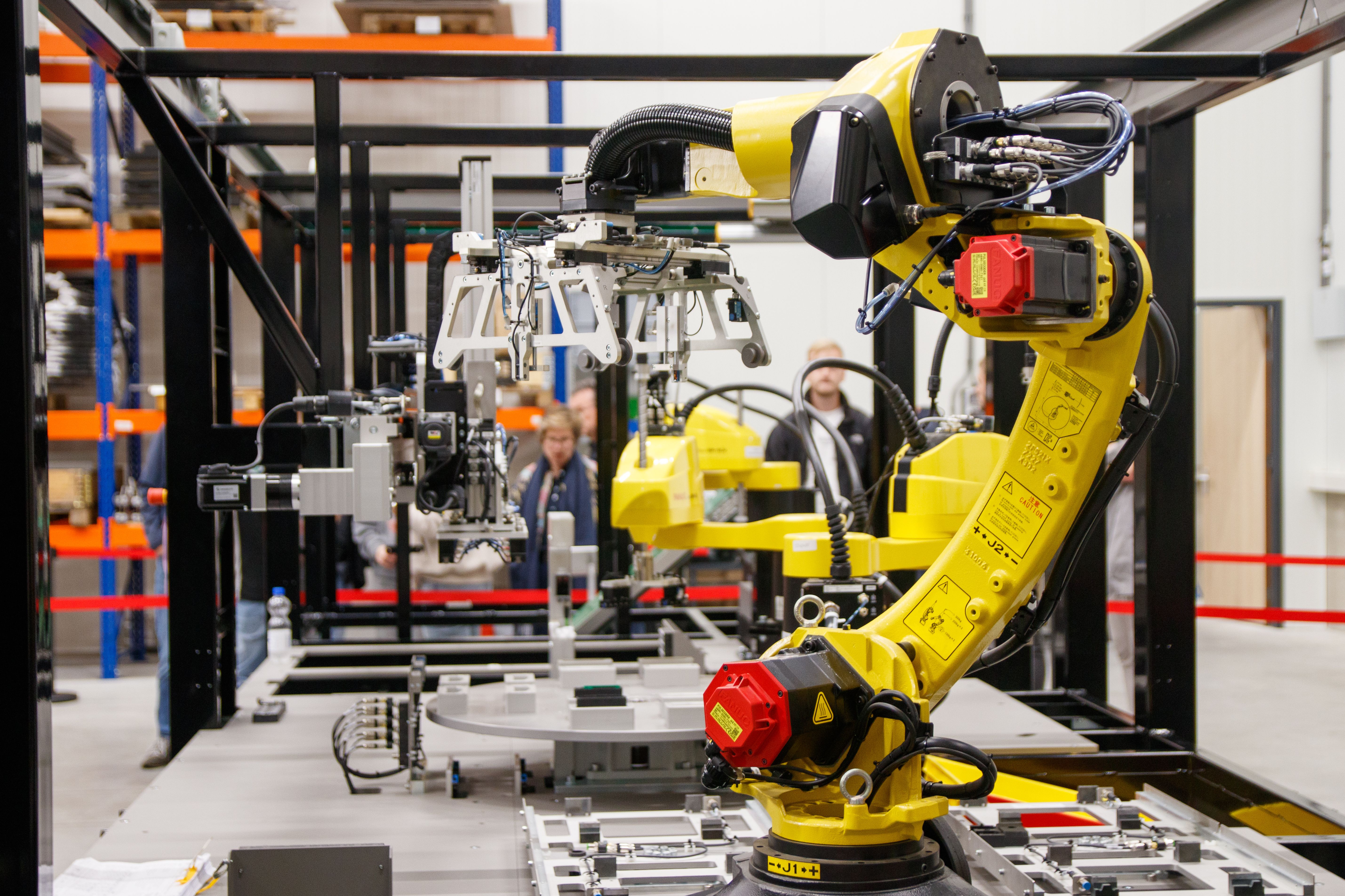 Agility Robotics wchodzi na giełdę, humanoidalny Digit steruje się modelami Claude i Gemini