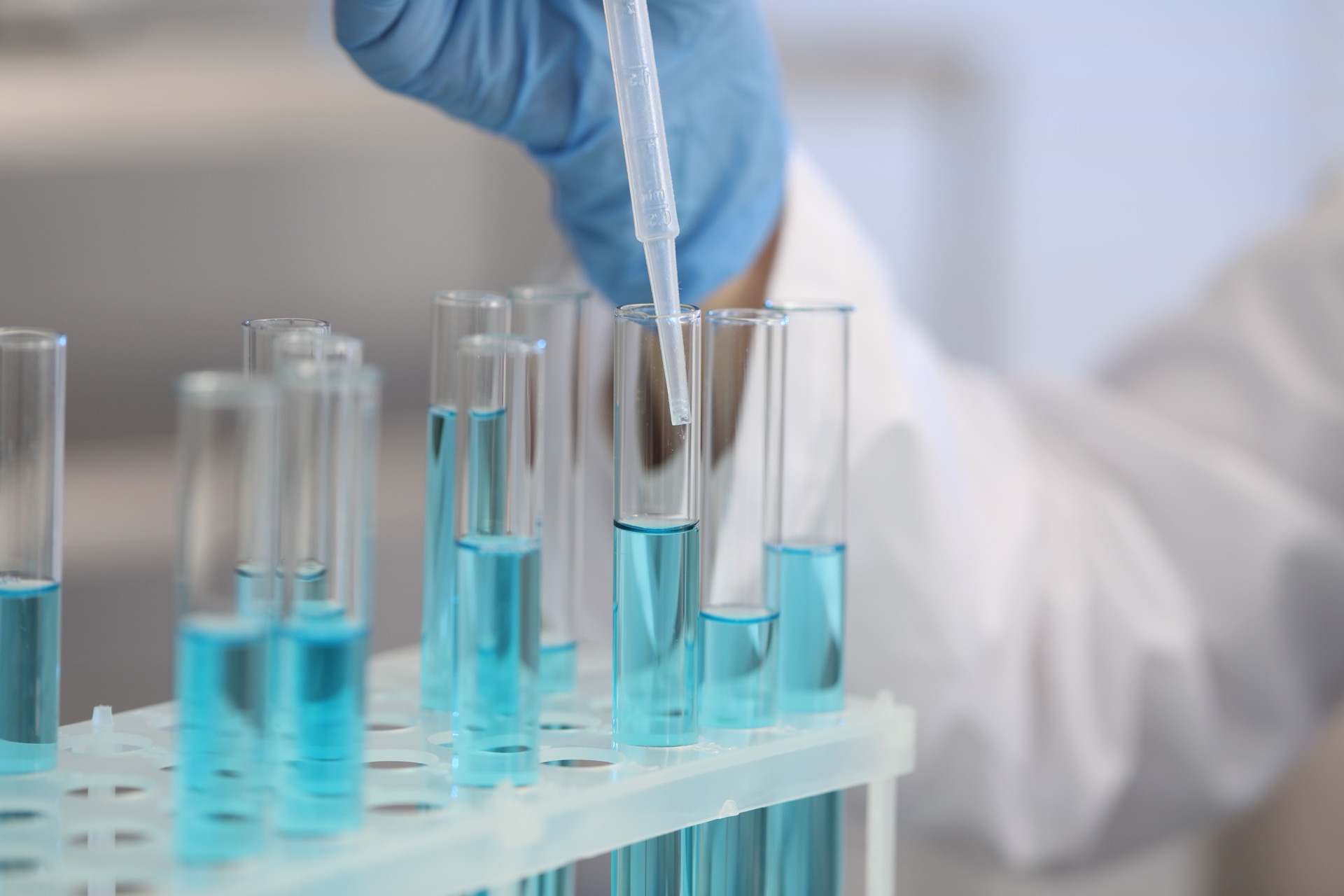 Anthropic wchodzi do wyścigu o leki, uruchamia platformę Claude Science