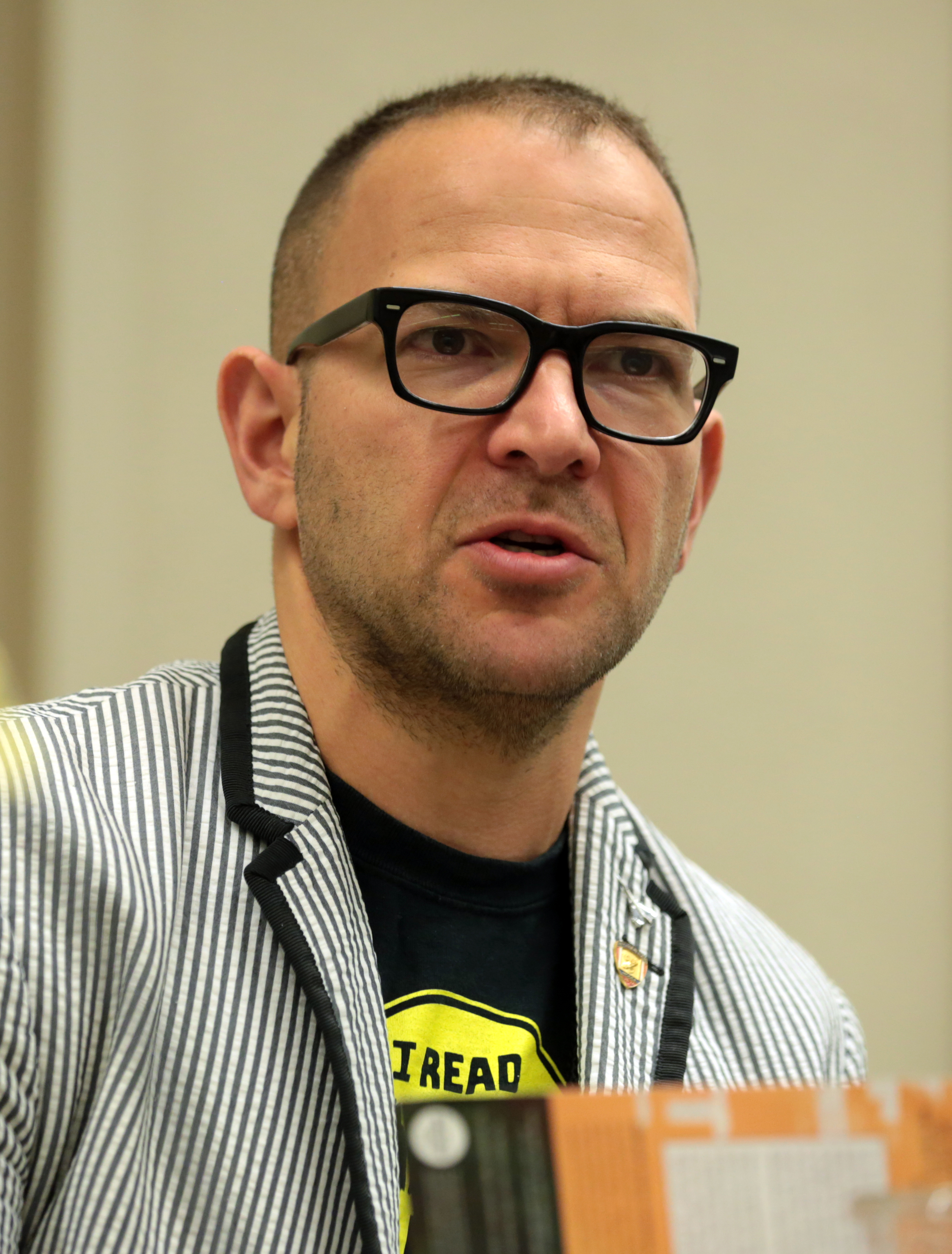 Cory Doctorow: suwerenna sztuczna inteligencja to fałszywy problem