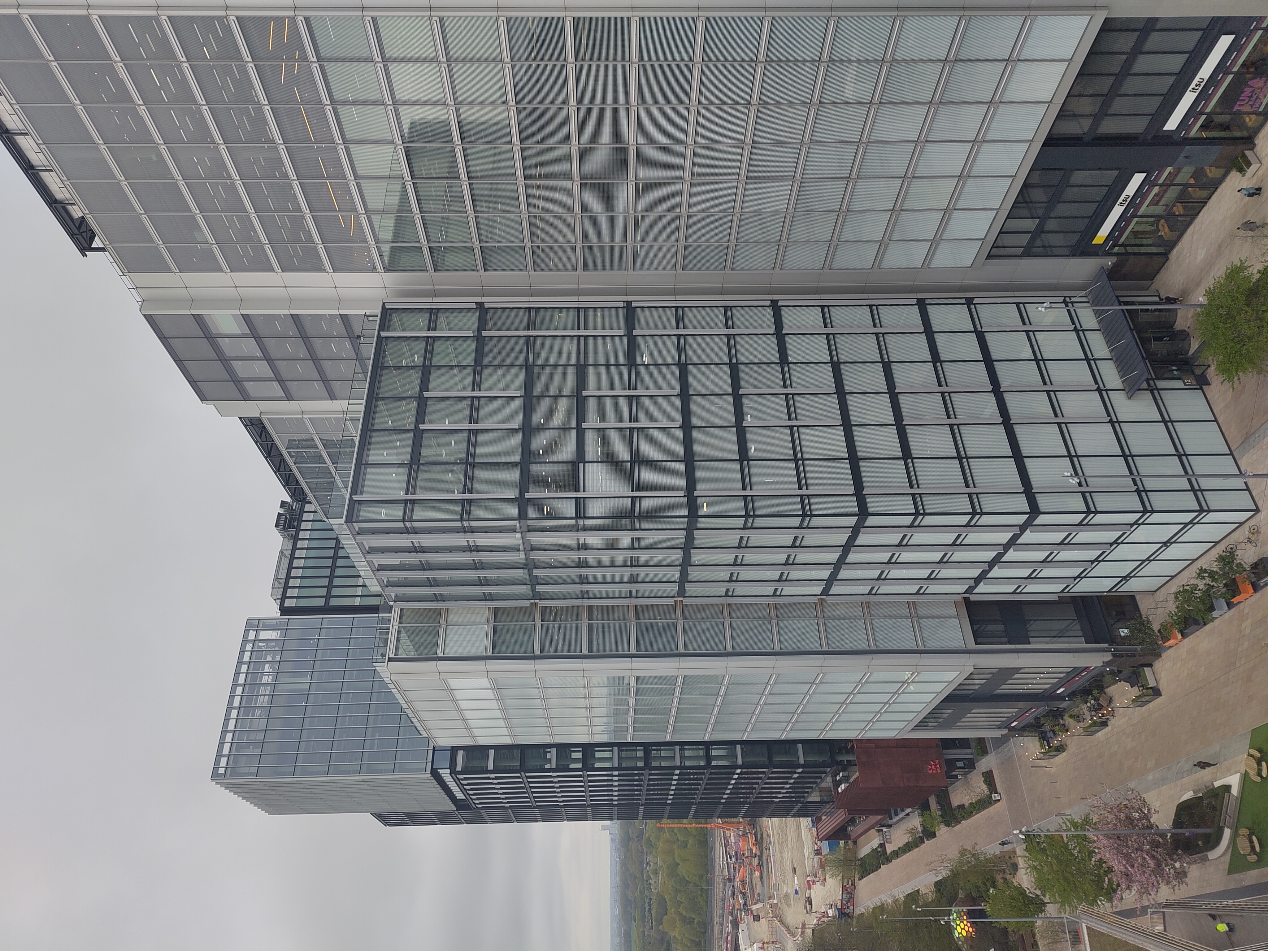 Brytyjski regulator finansowy: sztuczna inteligencja zmieni bankowość do 2030 roku