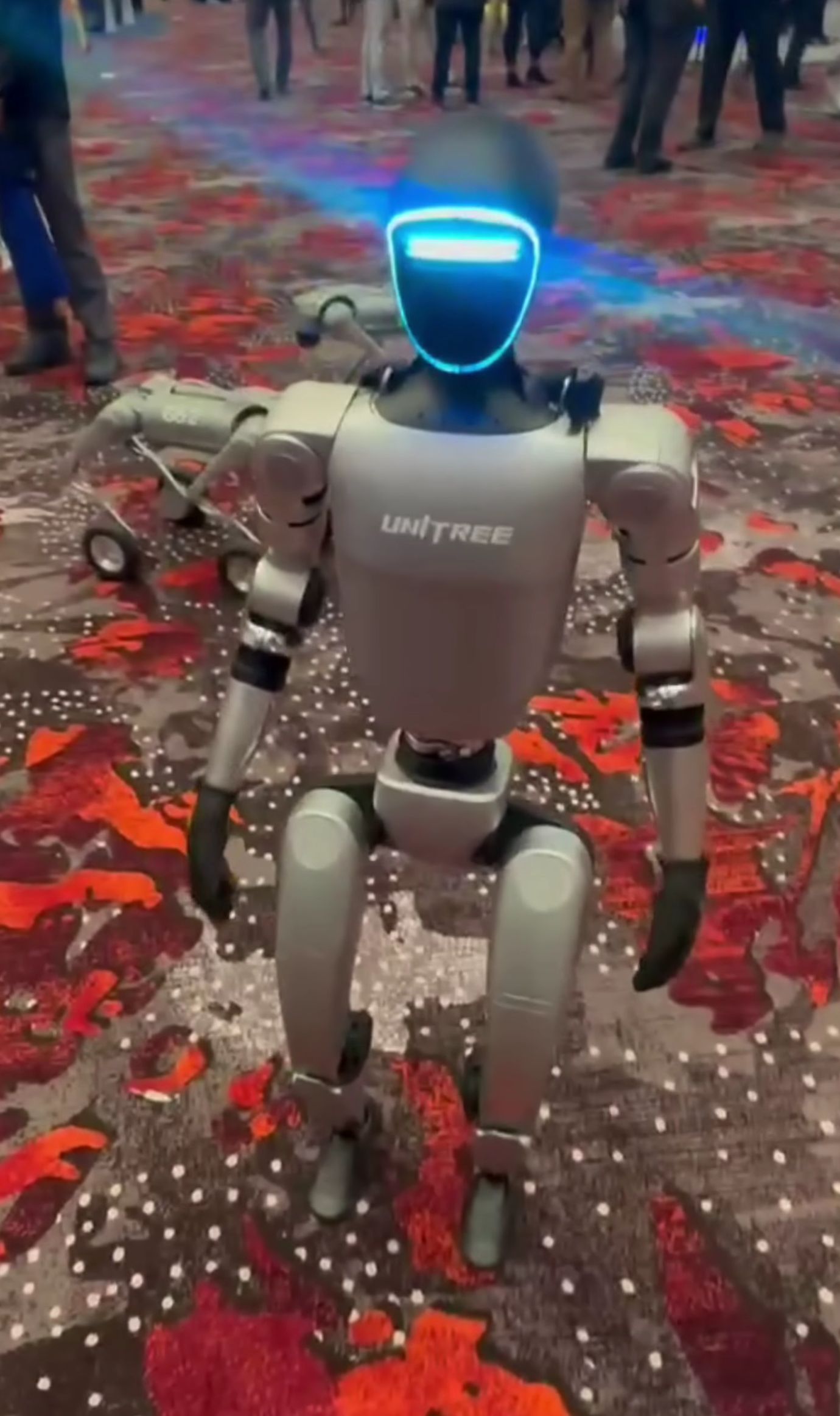 Humanoidalny robot Surgie przeprowadził pierwsze operacje chirurgiczne