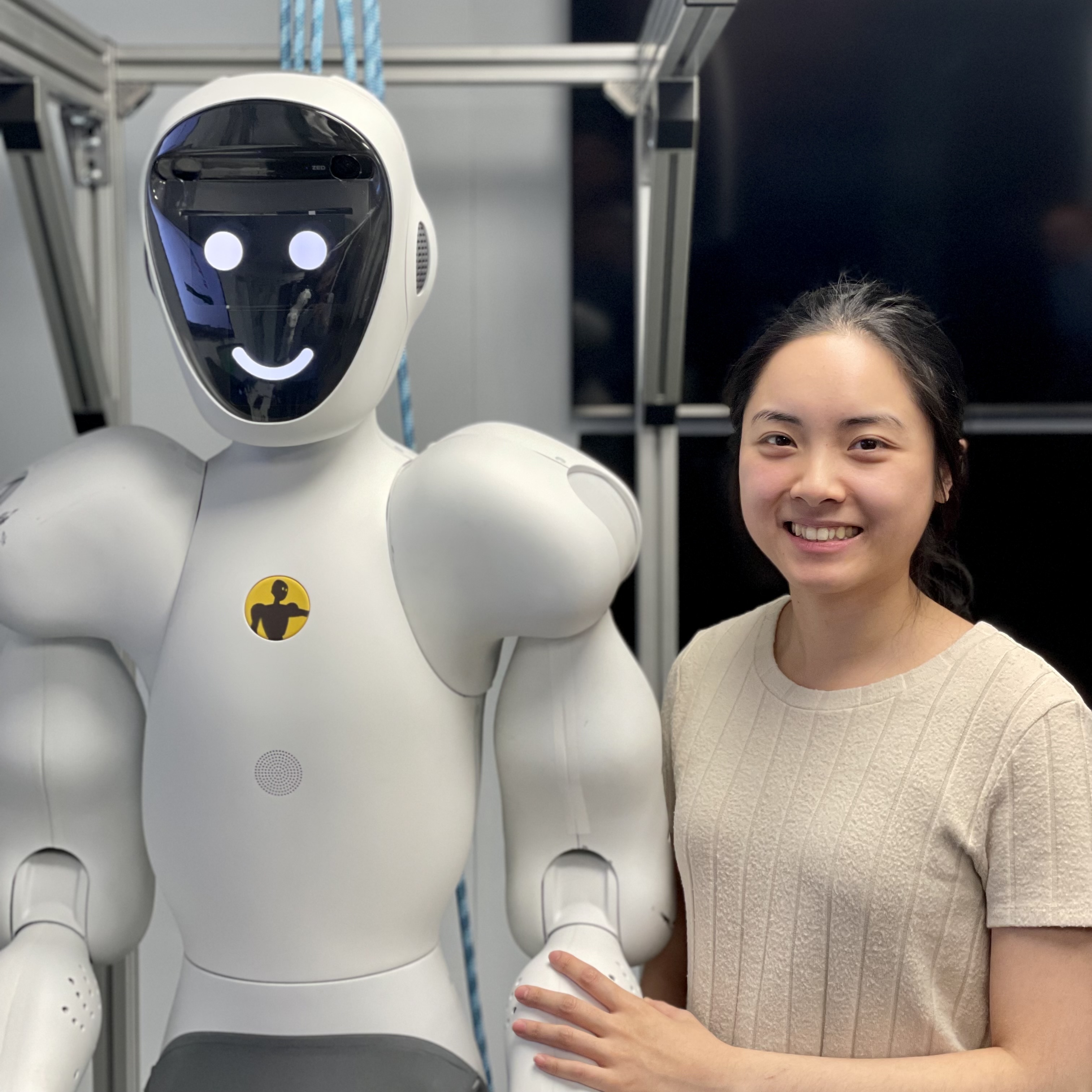 Indyjscy pracownicy nagrywają swoje ruchy kamerami, by szkolić roboty humanoidalne